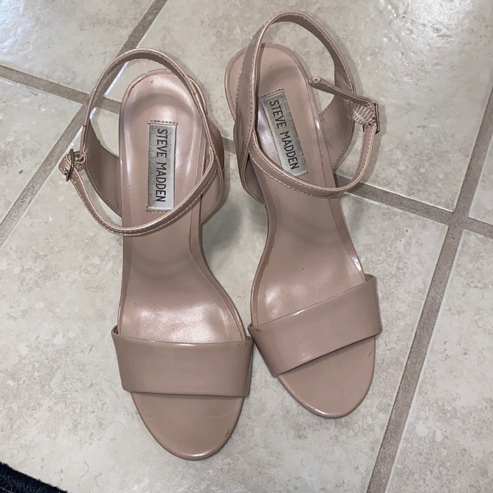Steven madden nude heels